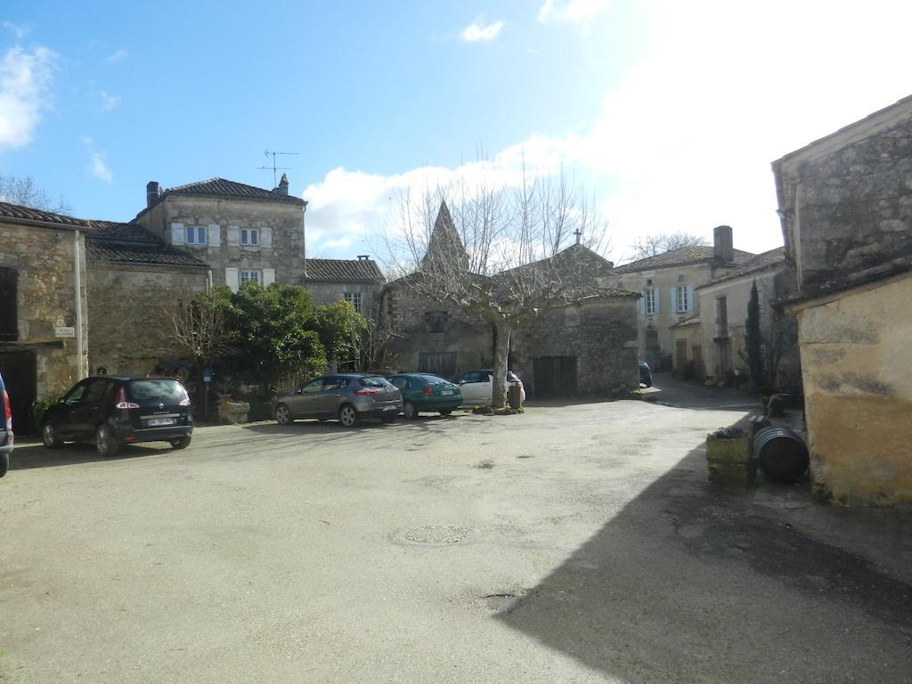 La Maison Des Cornieres Fourcès Kültér fotó