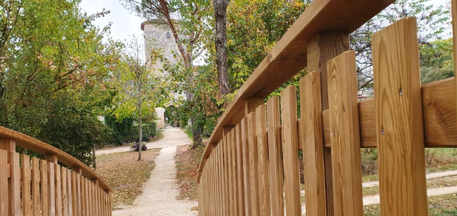 La Maison Des Cornieres Fourcès Kültér fotó